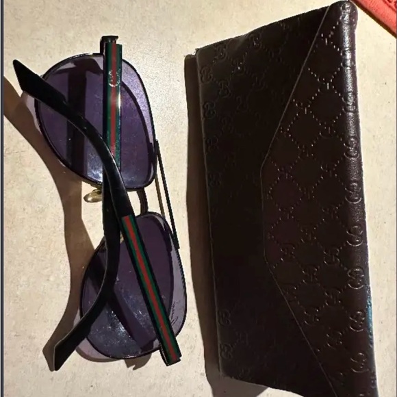 Authentic Gucci sunglasses - Picture 6 of 6